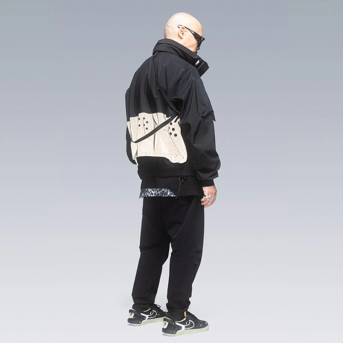 J110TS-GT 'Black' - Image 2