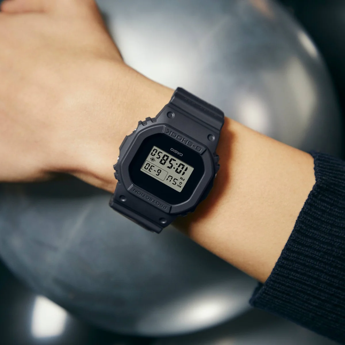 DW-5600 ‘40th Anniversary’ - Image 7
