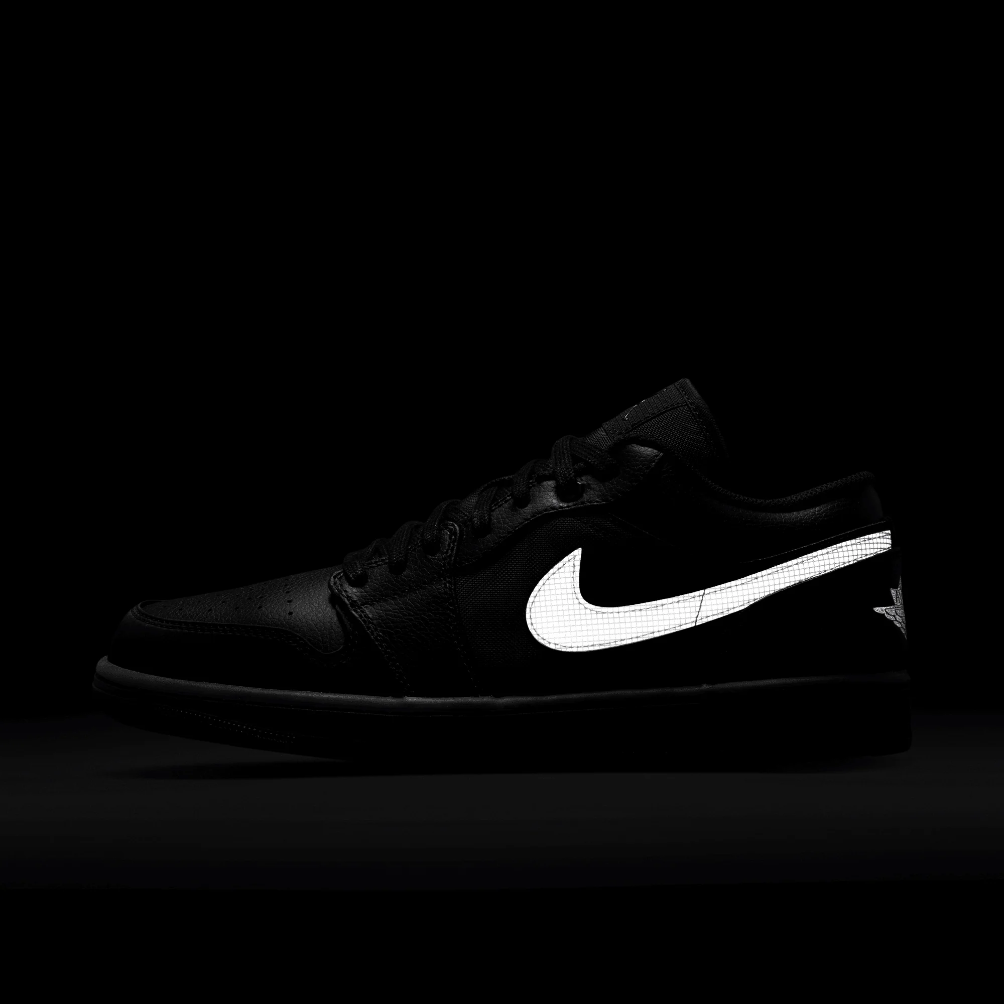 Air Jordan 1 Low SE 'Dark Gum Soles' - Image 10