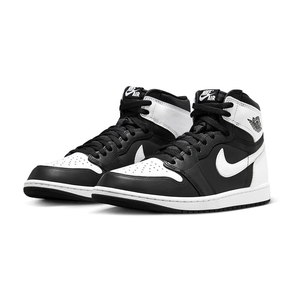 Air Jordan 1 Retro High OG 'Black/White' - Image 2