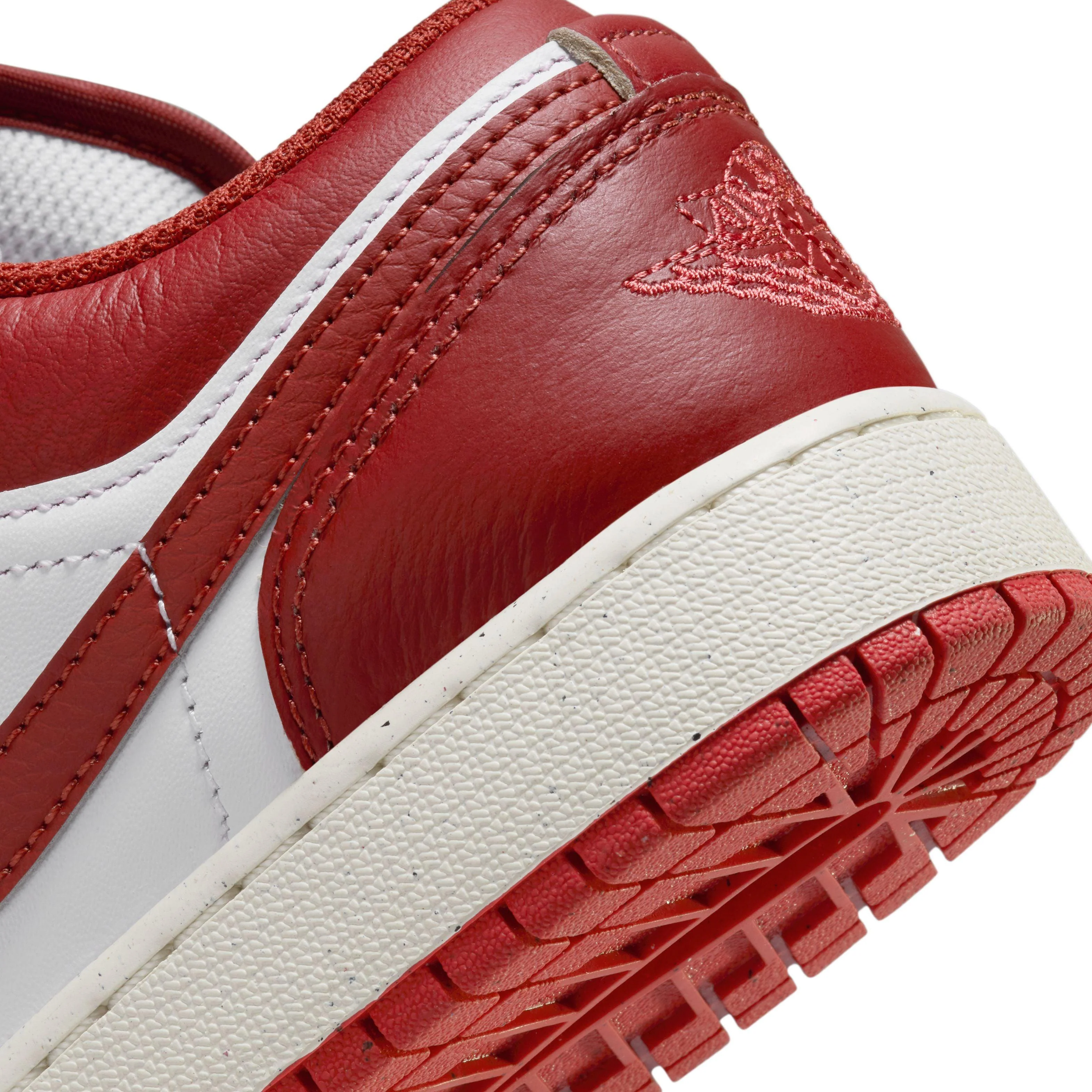 Kids Air Jordan 1 Low SE 'Dune Red' - Image 8