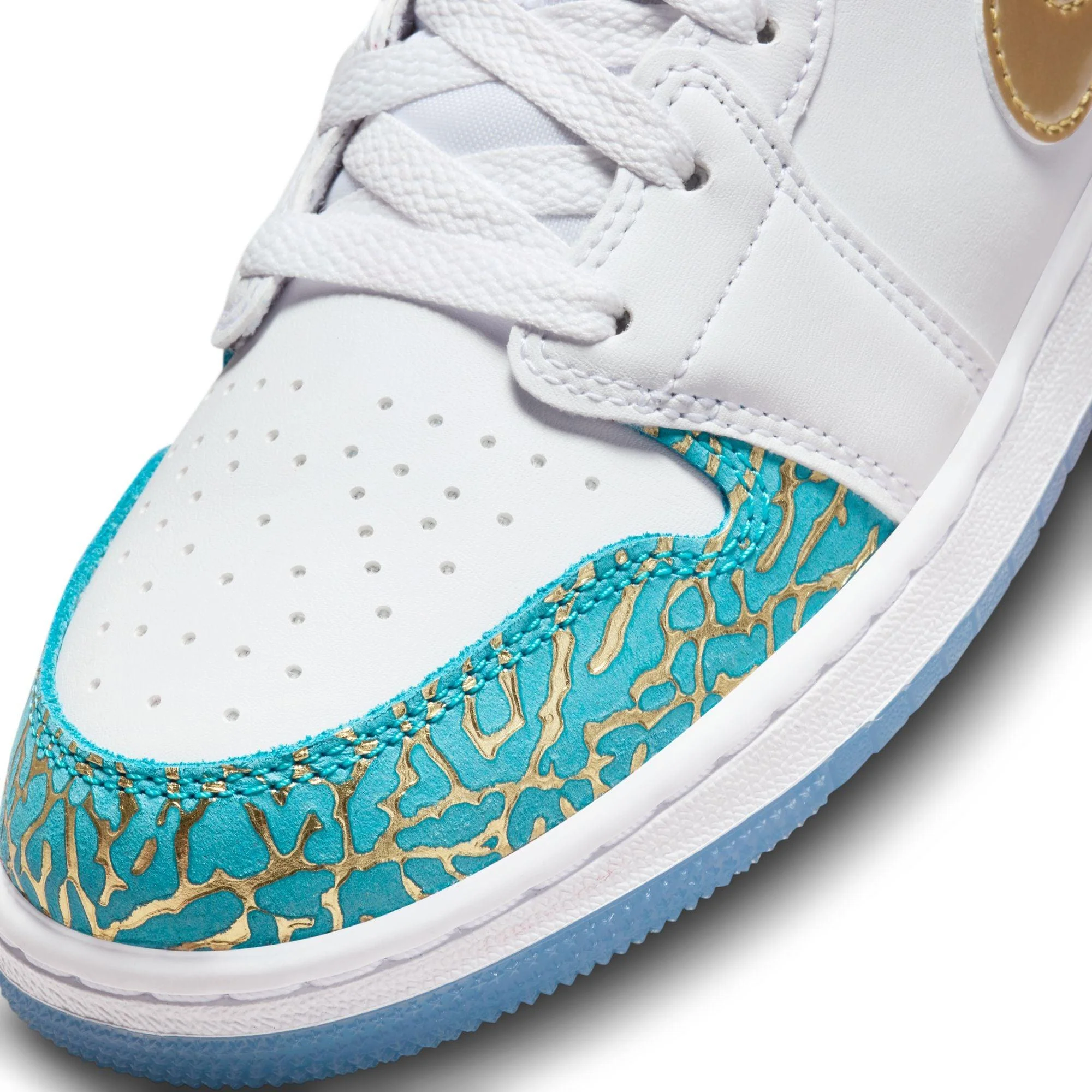 Kid's Air Jordan 1 Mid SS 'UNC to Chi' - Image 8
