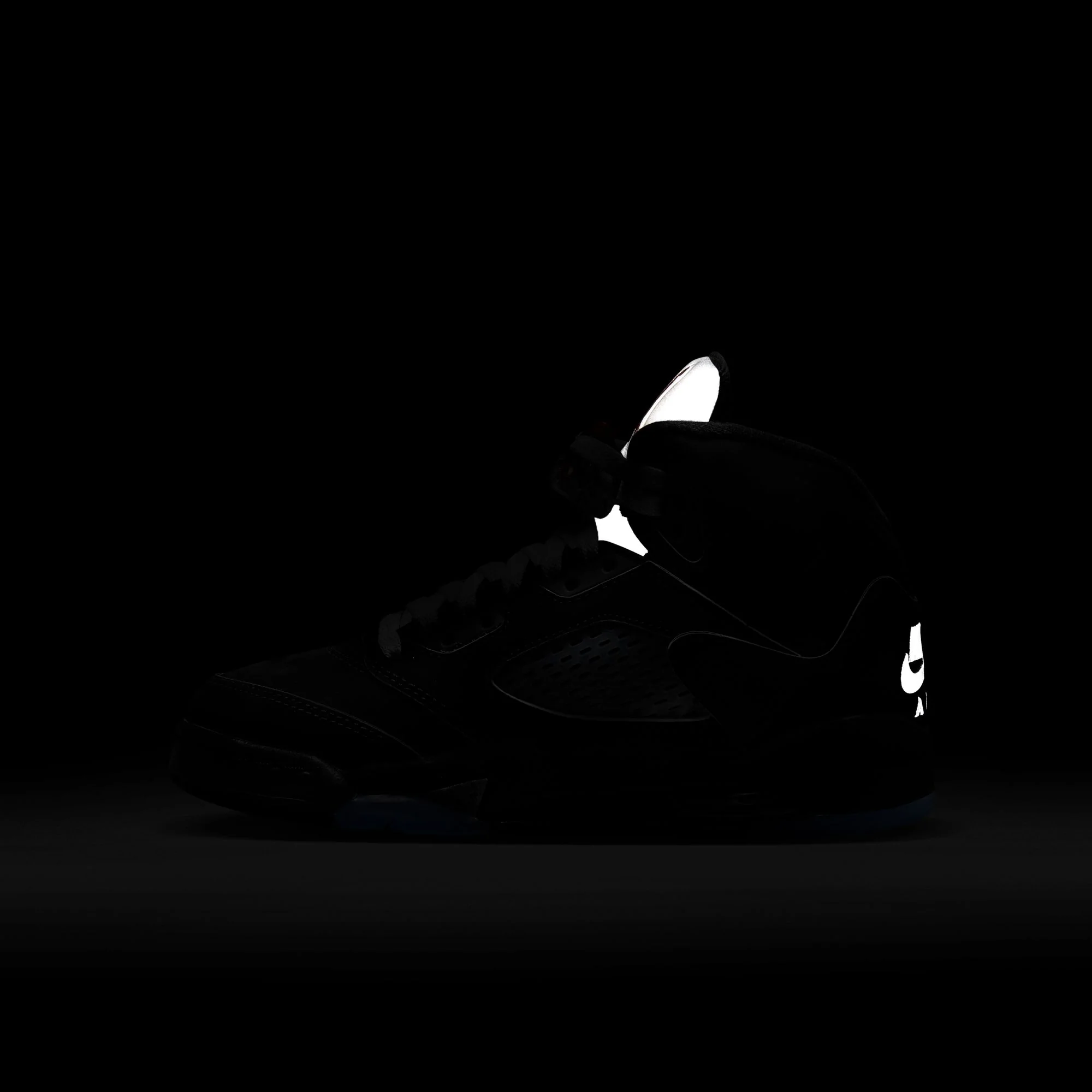 Kids Air Jordan 5 Retro OG 'Black Metallic Reimagined' - Image 14