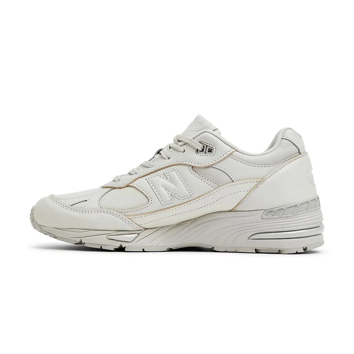 in UK 991 'Off White' - Image 3