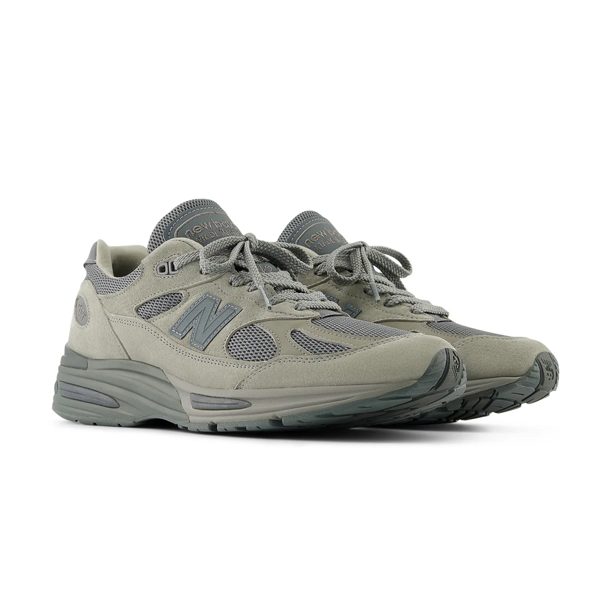 in UK + thisisneverthat 991v2 'Grey' - Image 2