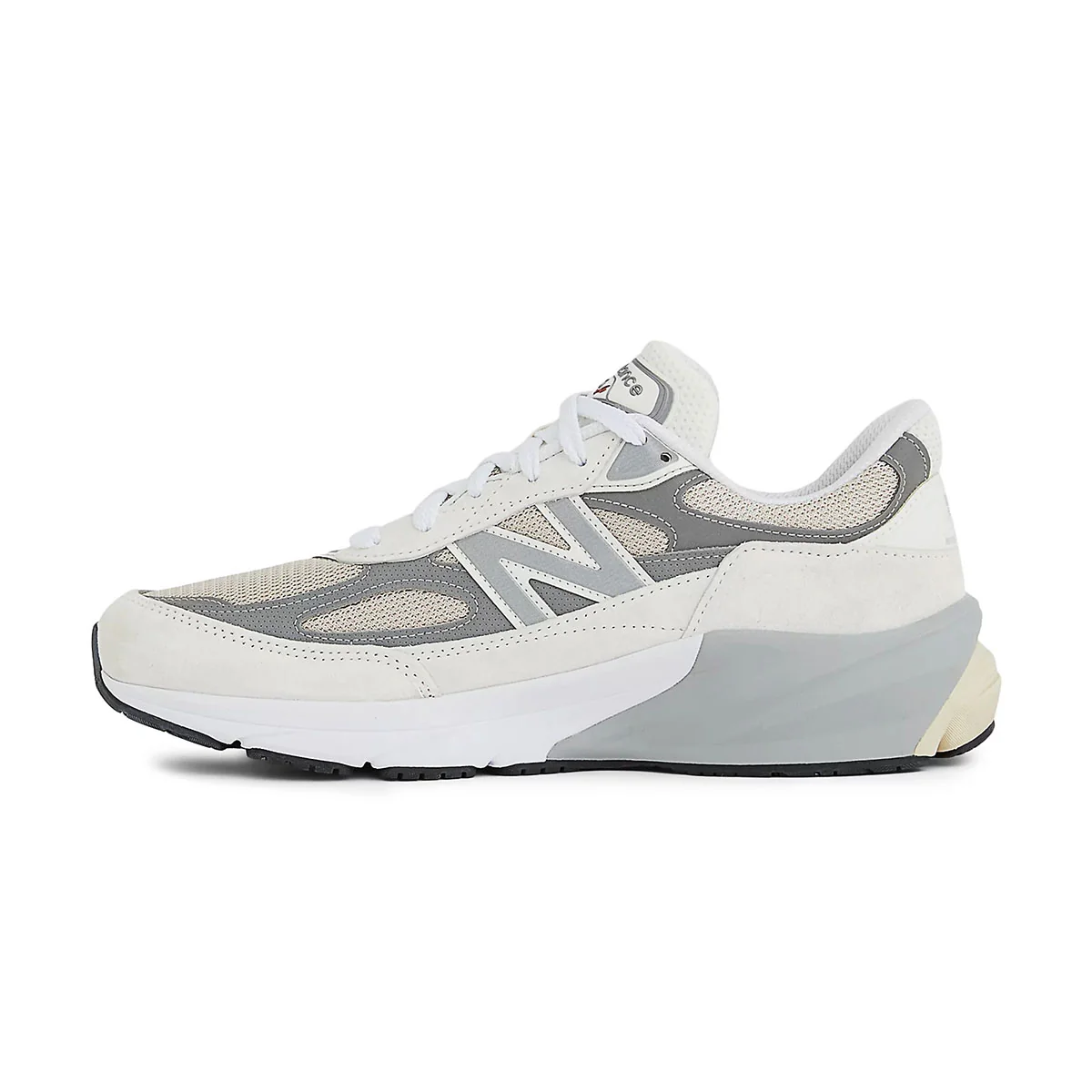 In USA 990v6 ‘Reflection Marblehead’ - Image 3