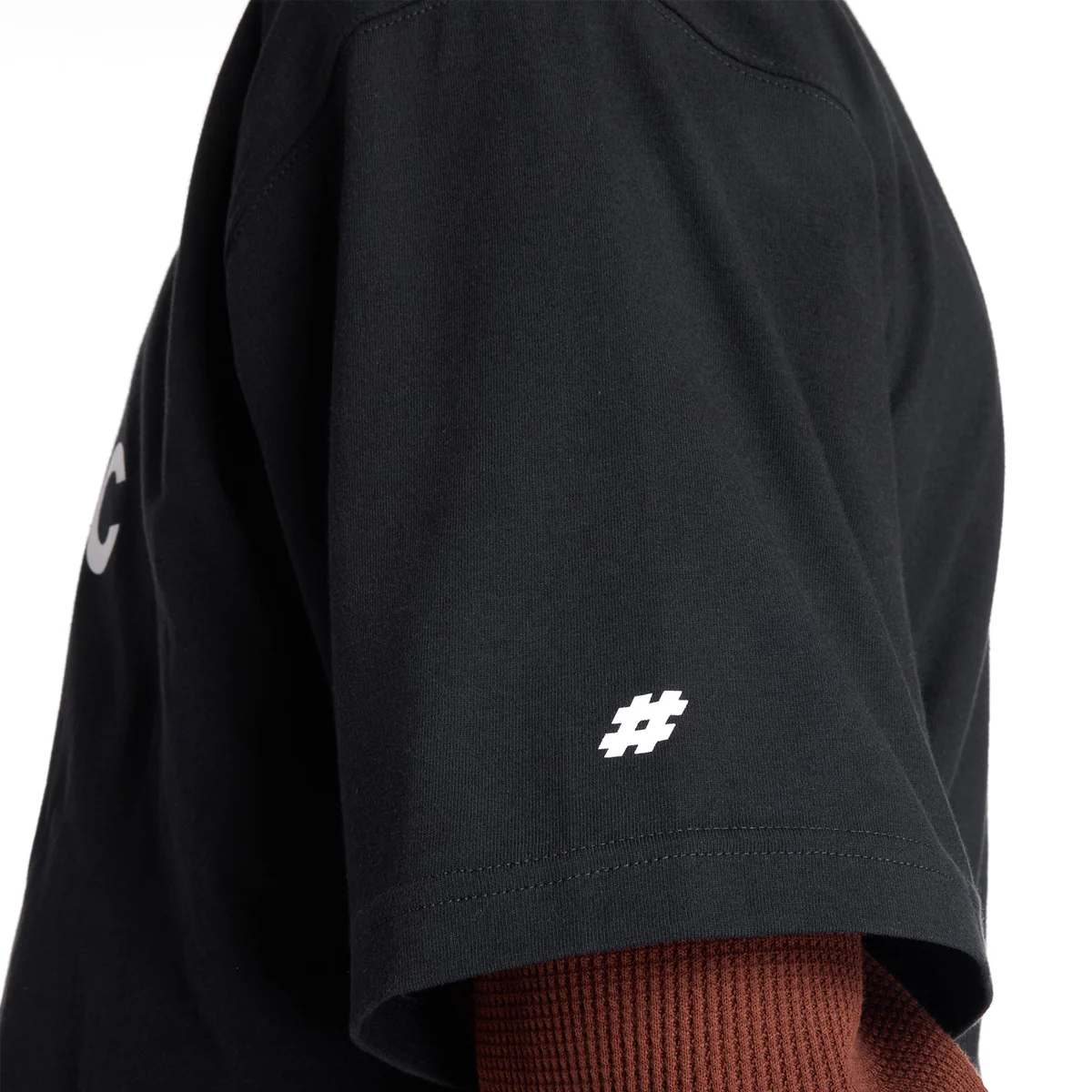 Numeric Linear Logo Tee 'Black' - Image 4