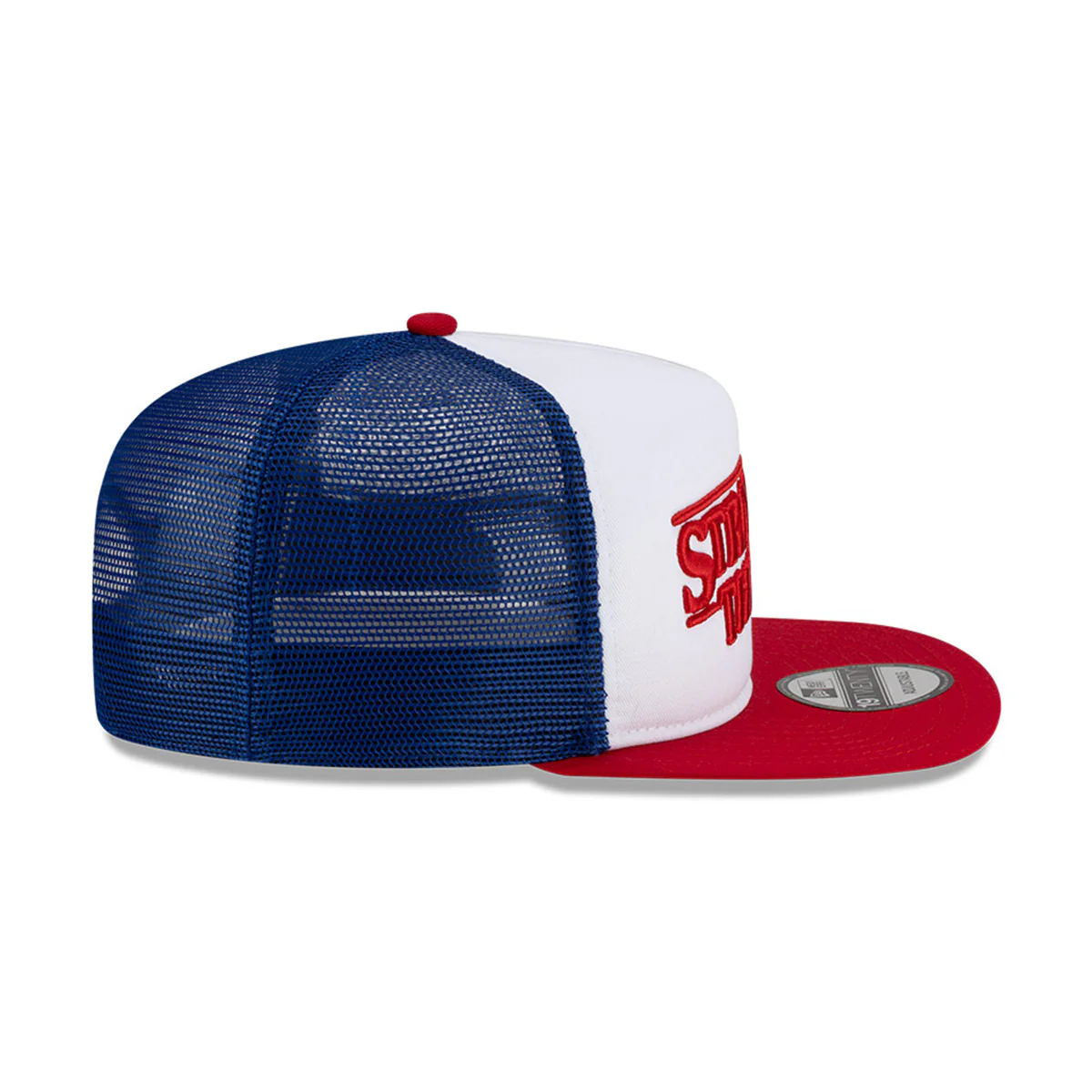 + Stranger Things 19TWENTY Trucker Cap 'White Scarlet Blue' - Image 6
