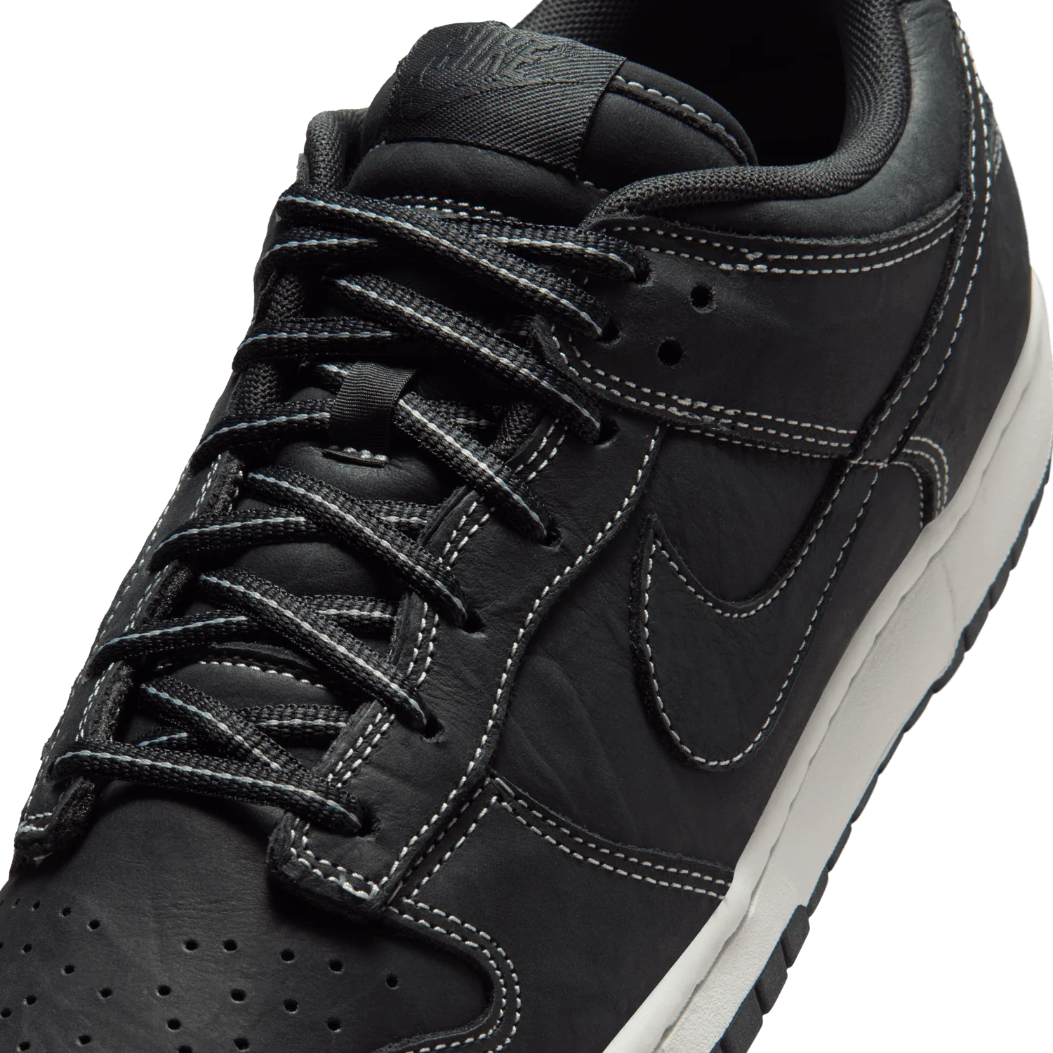 Dunk Low 'Off Noir Summit White' - Image 7