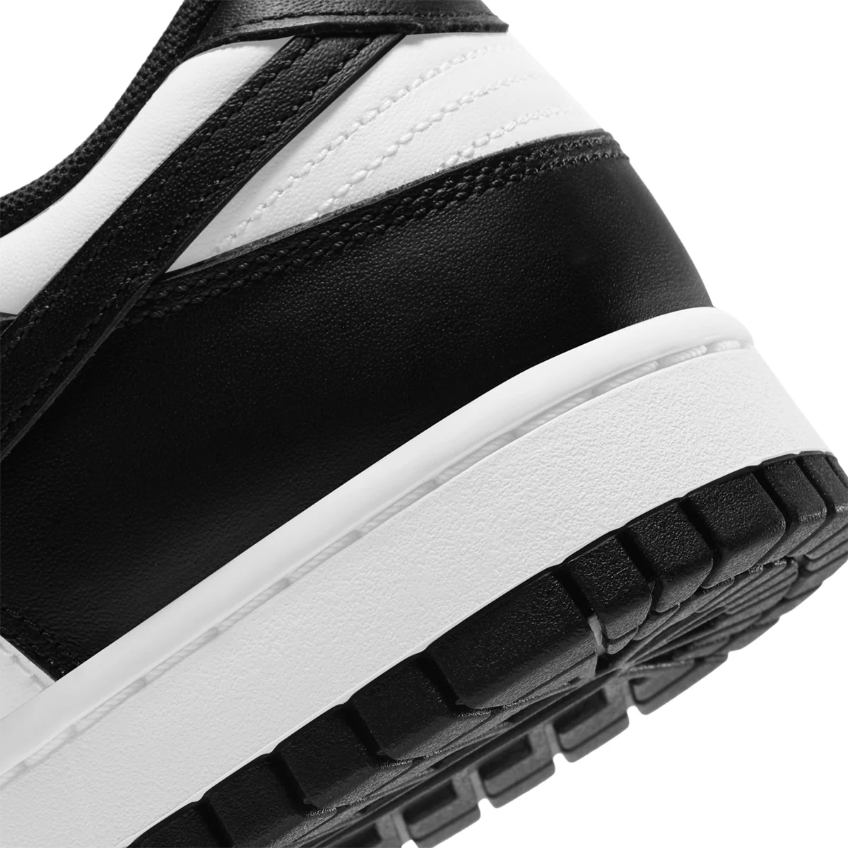 Dunk Low Retro 'Black White' - Image 6