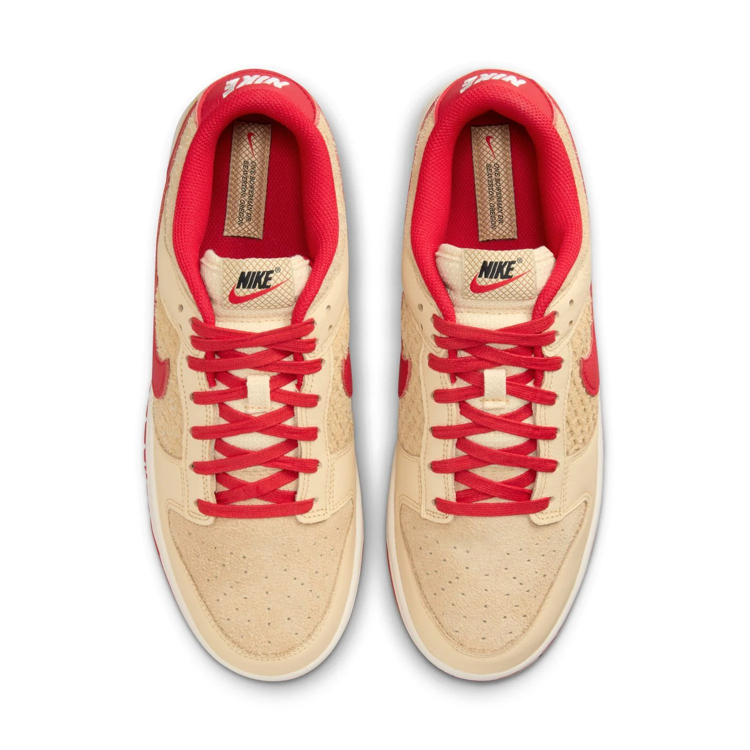 Dunk Low Retro SE 'Strawberry Waffle' - Image 4