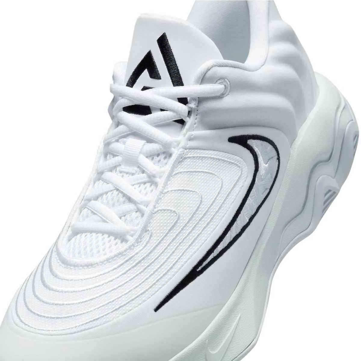Giannis Immortality 4 EP 'Triple White' - Image 7