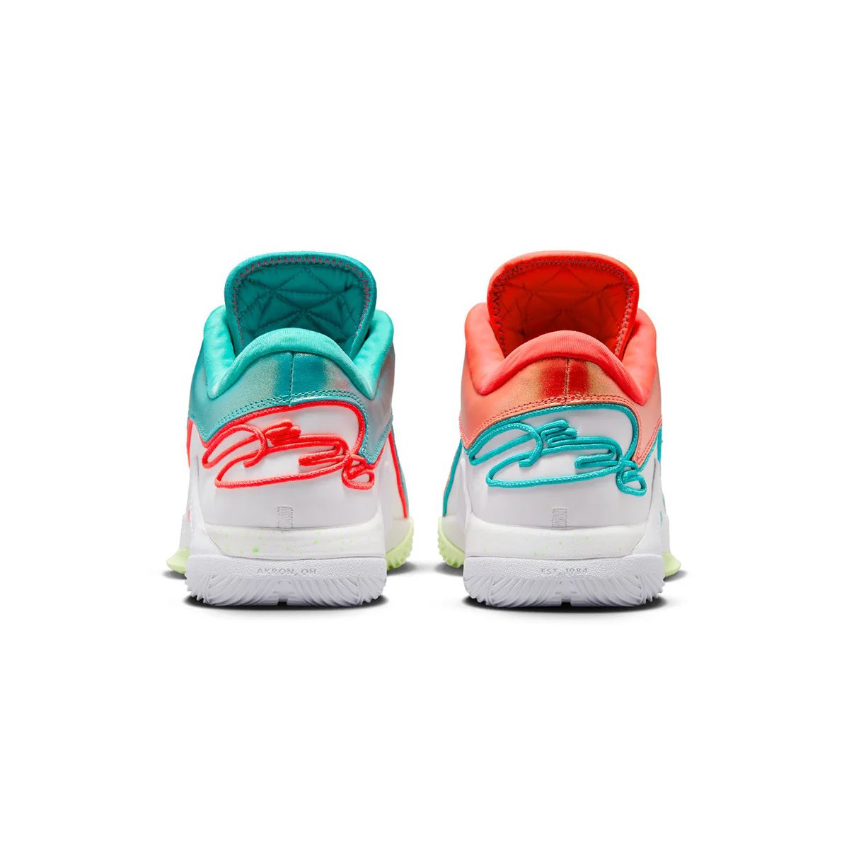 Lebron XXII Ep 'Christmas' - Image 6