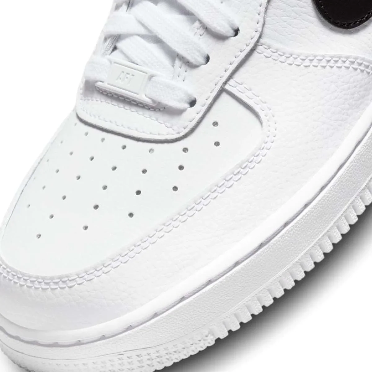Wmns Air Force 1 'White Black' - Image 5