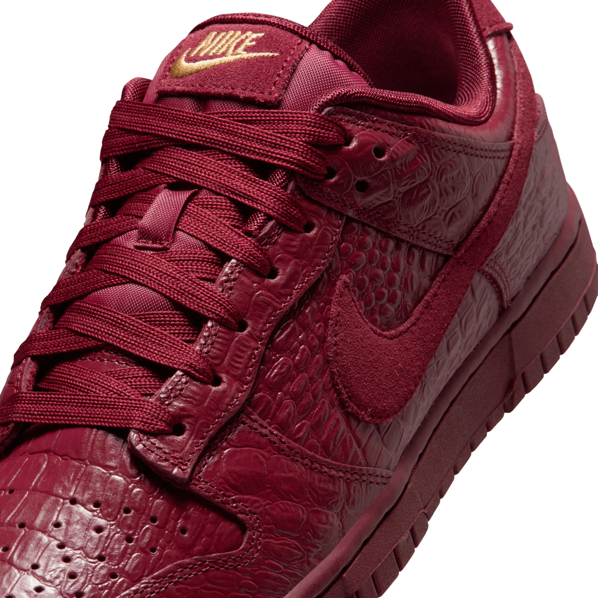 Wmns Dunk Low 'Crocs Team Red' - Image 7