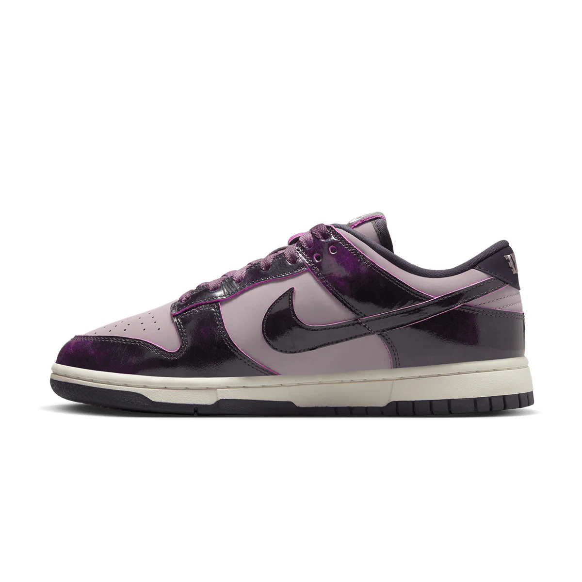 Wmns Dunk Low 'Panda Purple' - Image 3