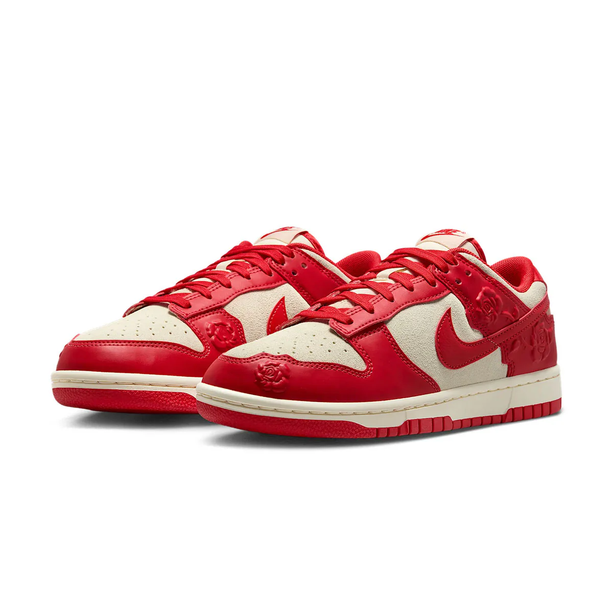 Wmns Dunk Low 'Red Roses' - Image 2