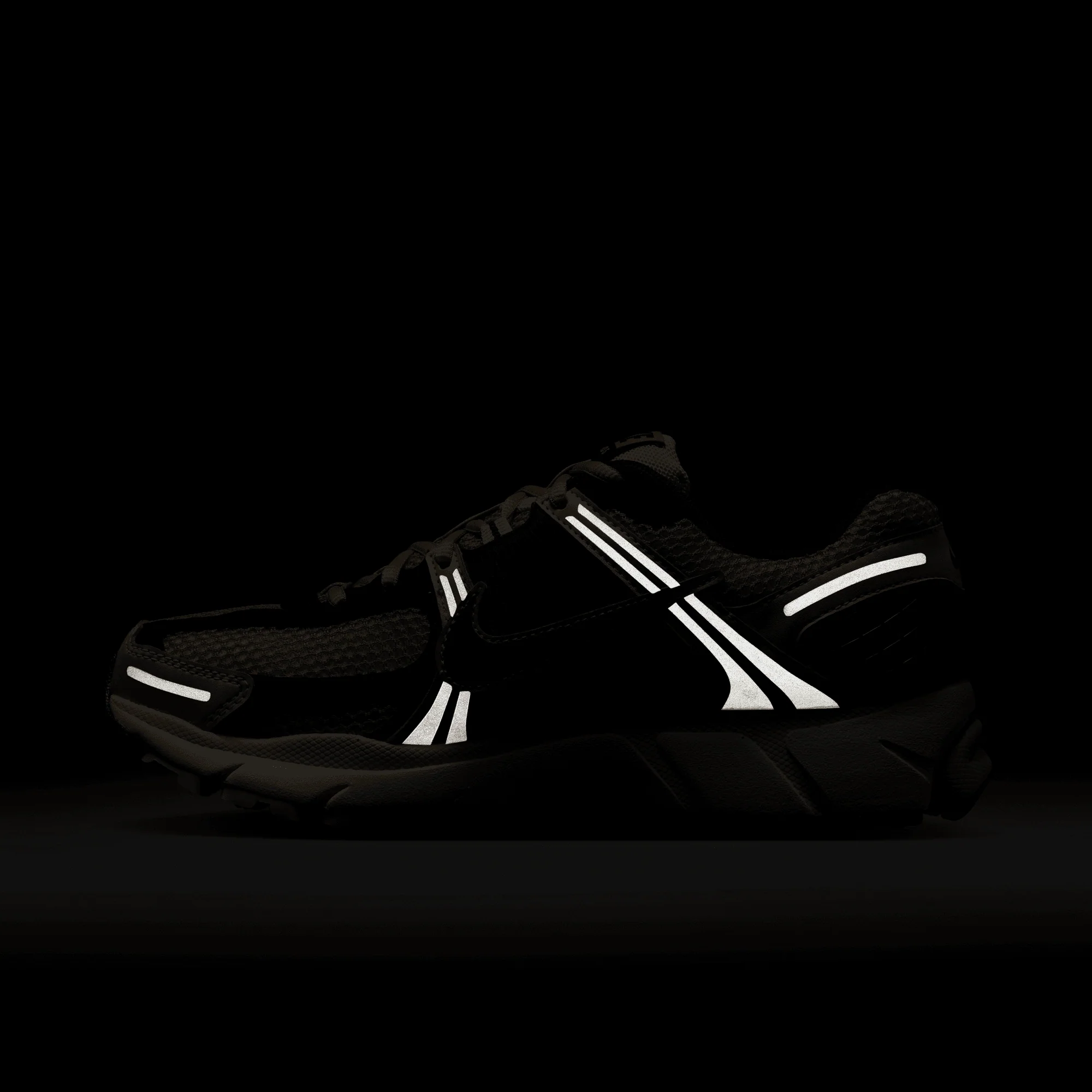 Wmns Zoom Vomero 5 'Sand Drift Black' - Image 8