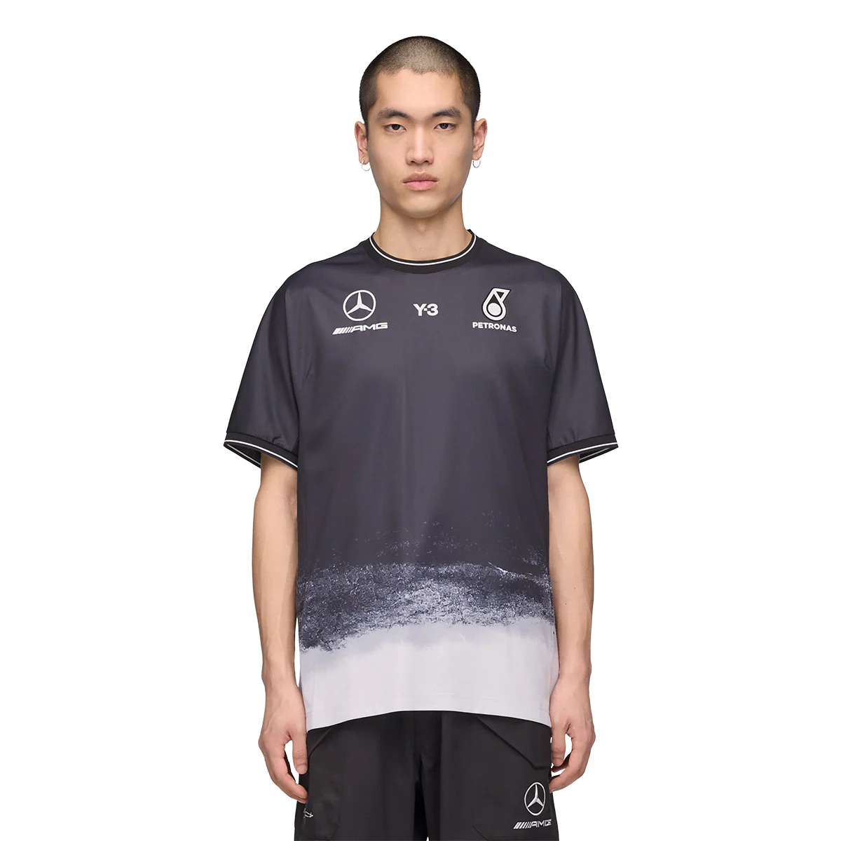 + Mercedes-AMG PETRONAS F1 Team Mechincs Jersey 'Black' - Image 3